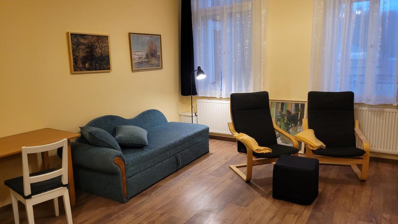 Apartman U Kolonady มาเรียอานซเกลาซนี ภายนอก รูปภาพ