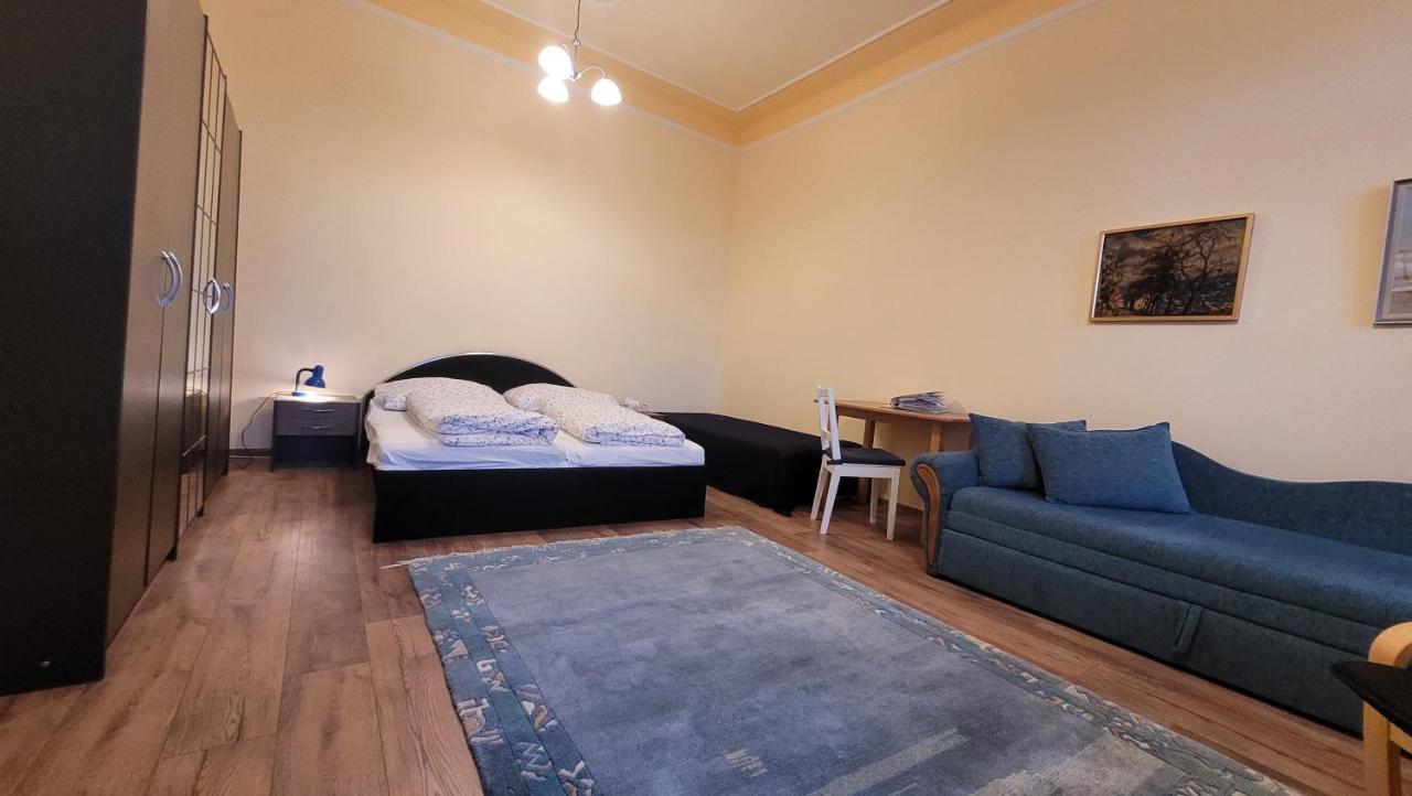 Apartman U Kolonady มาเรียอานซเกลาซนี ภายนอก รูปภาพ
