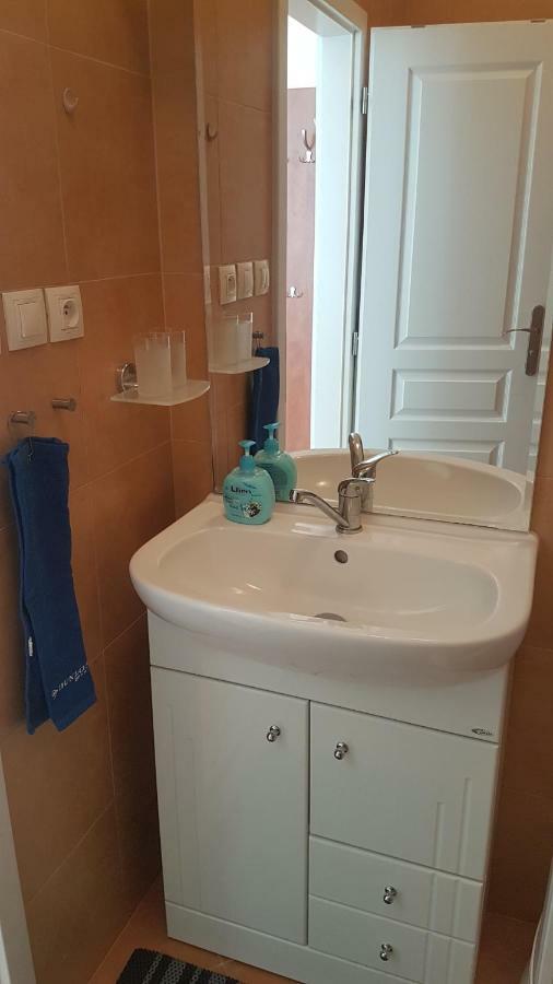Apartman U Kolonady มาเรียอานซเกลาซนี ภายนอก รูปภาพ